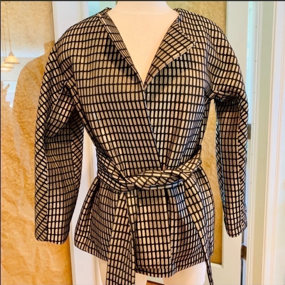 Josie Natori | NWT Tan Black Woven Metal Belted Kimono Style Jacket M MSRP $795 - Picture 6 of 17